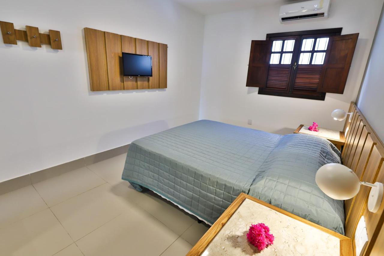 Quarto Duplo com Vista Piscina