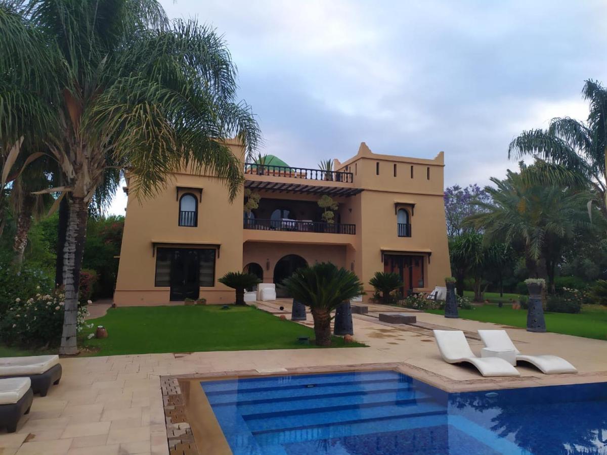 Six-Bedroom Villa