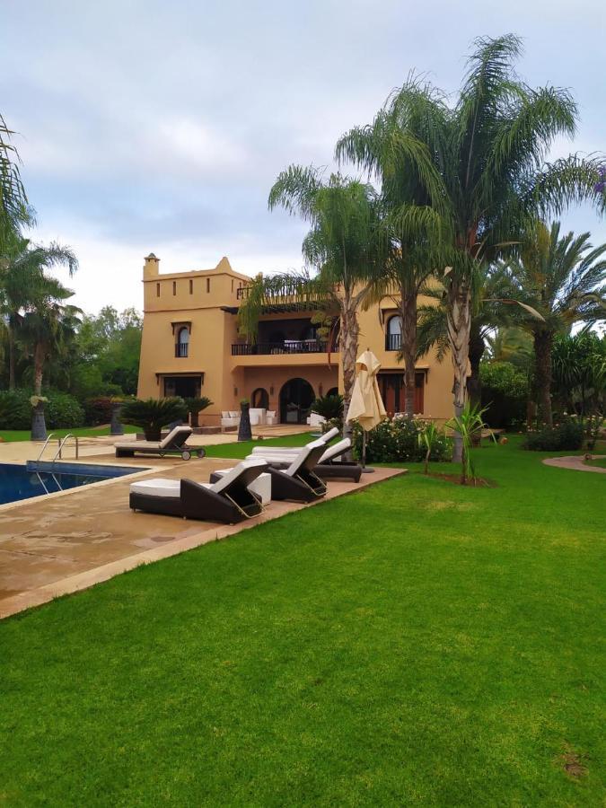 Six-Bedroom Villa