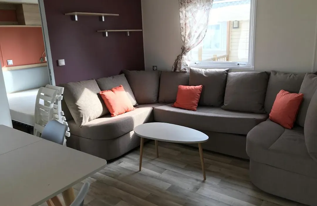 Mobil Home Camping Le Mar Estang Bord De Plage-1
