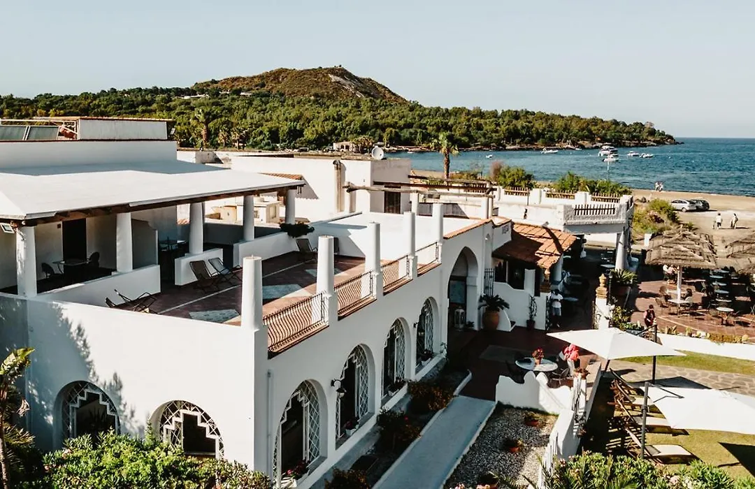 Hotel Rojas-1