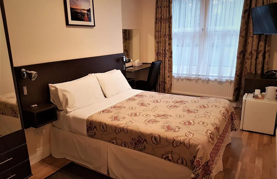 The Gateway Hotel-1