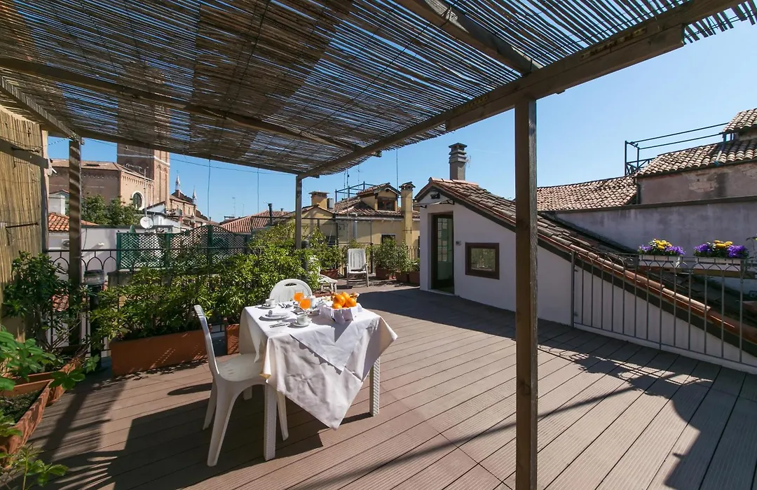 Hotel Pantalon-1