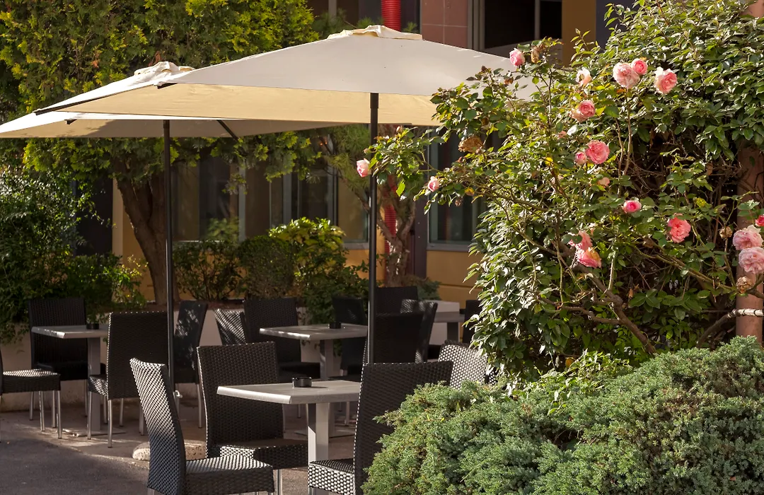 Hotel Paradis-1