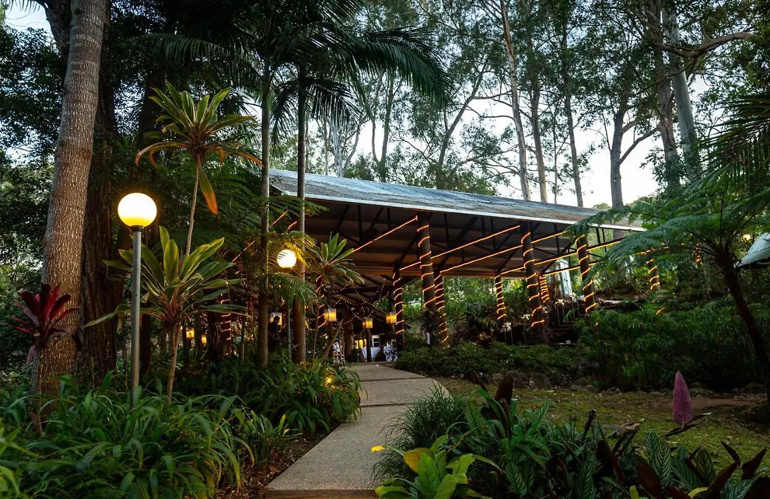 Cedar Creek Lodges-1