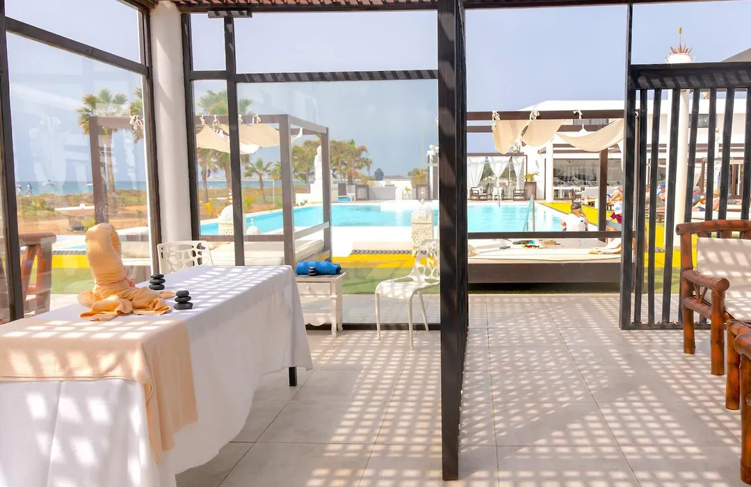 Hotel LIVVO Budha Beach-1