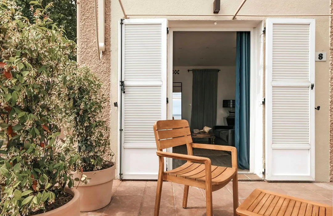 Surplage Hôtel Cavalière-1