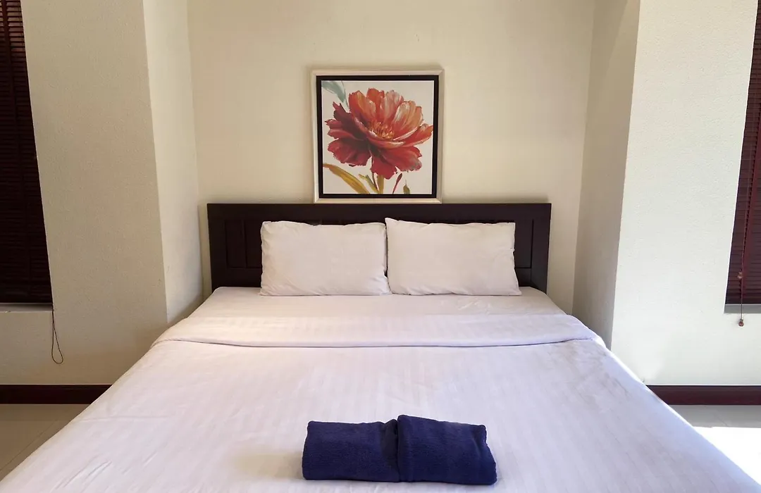 Blooming Hill Boutique Suites-1