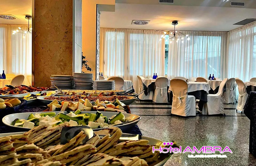 Hotel Ambra - Fronte Mare - Vicinissimi Al Centro-1