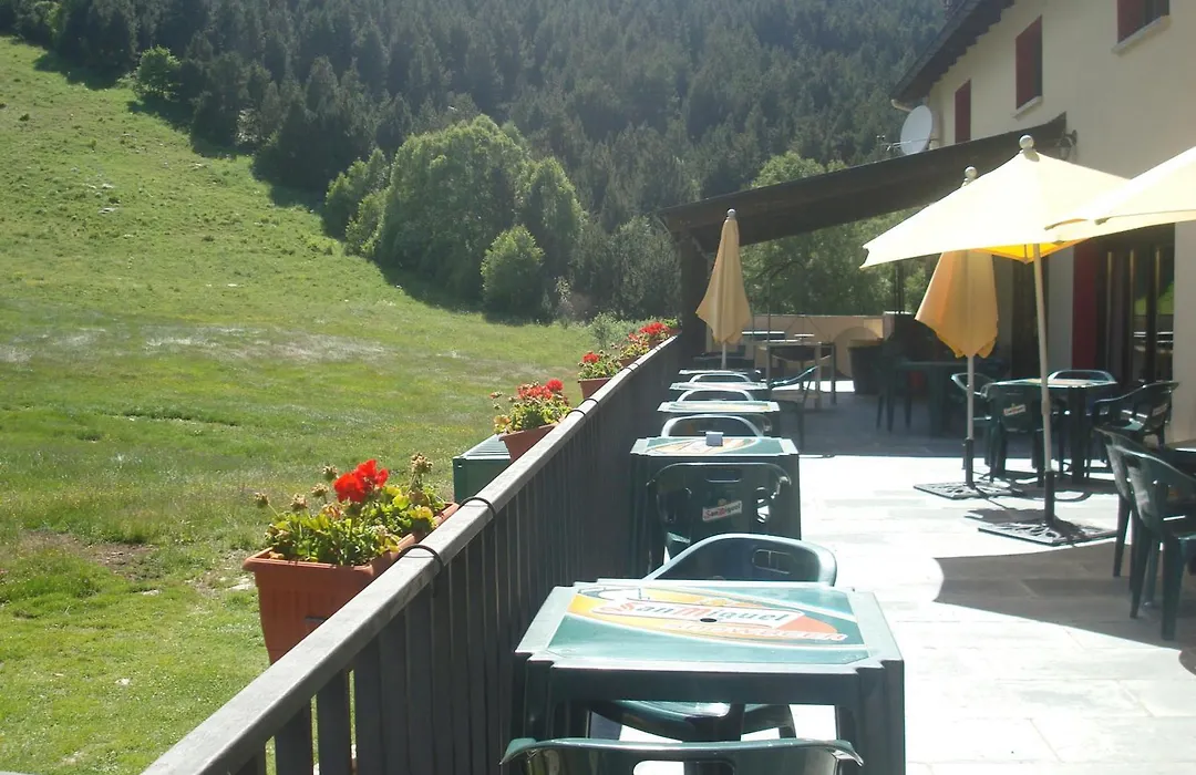 Hotel Peretol-1
