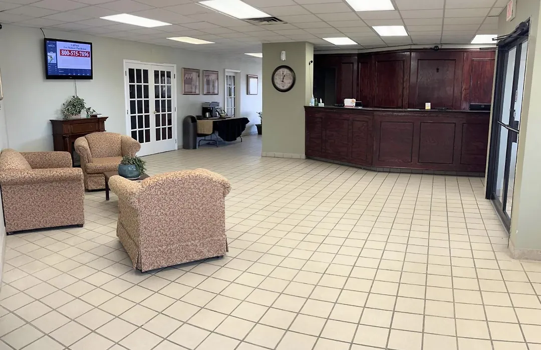 Regency Inn & Suites-1