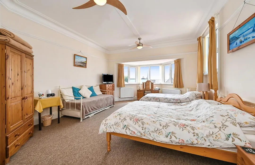 Trevarner Guest House-1