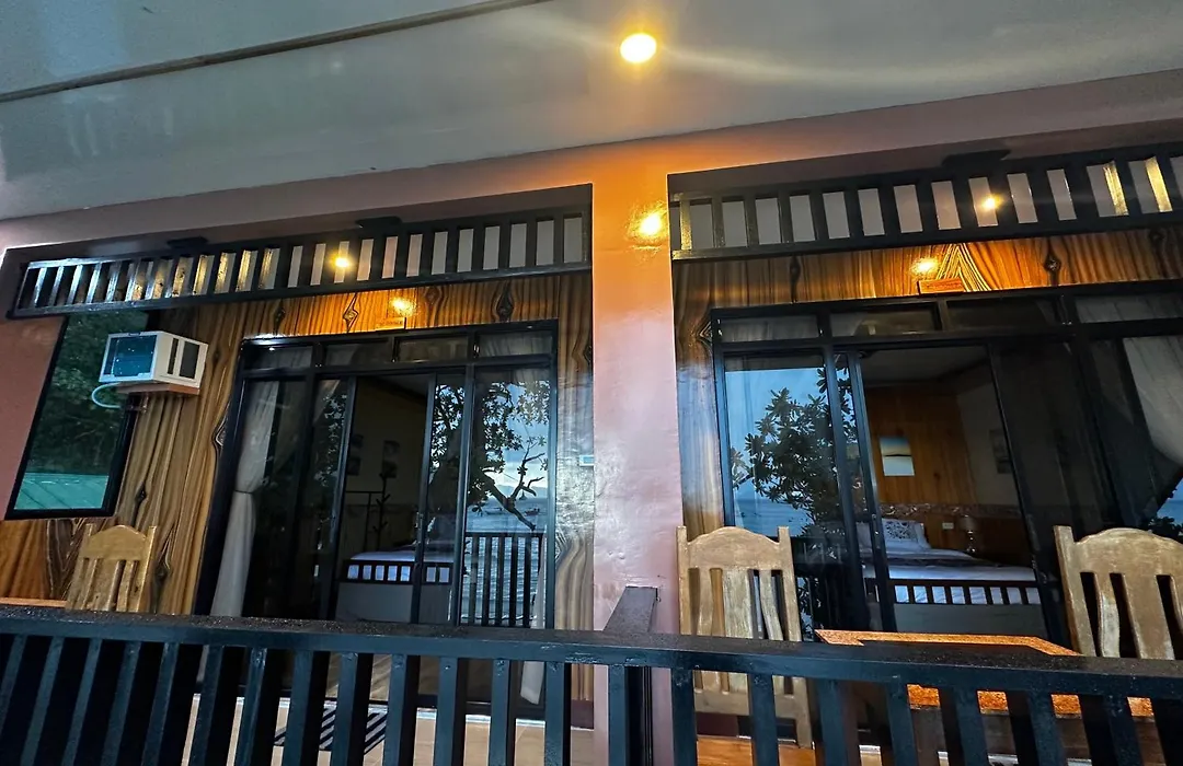Fabregas Beach Cottages-1