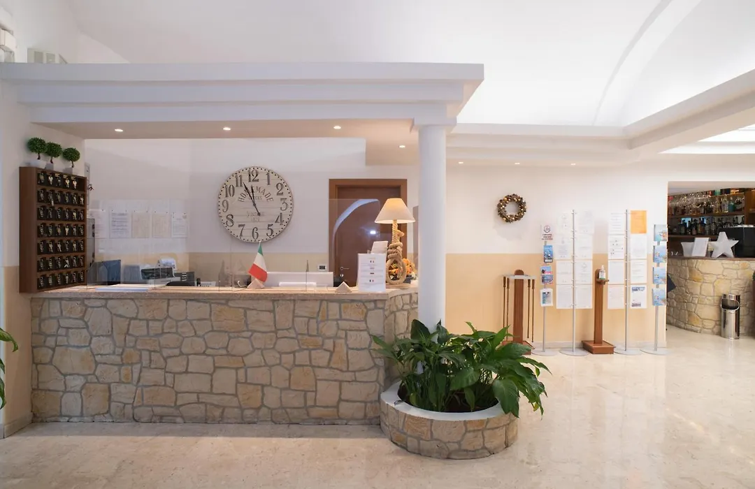 Hotel Rio 3 Stelle Superior -FINALE LIGURE-1