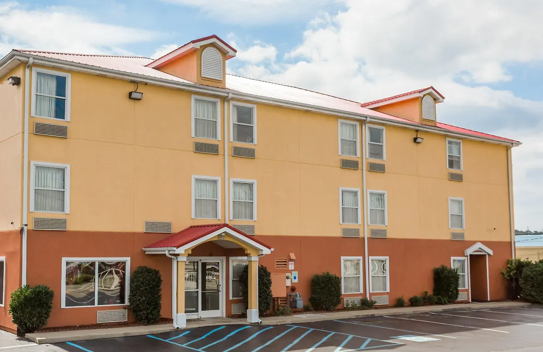 Super 8 By Wyndham Chattanooga East - Hamilton Place-1