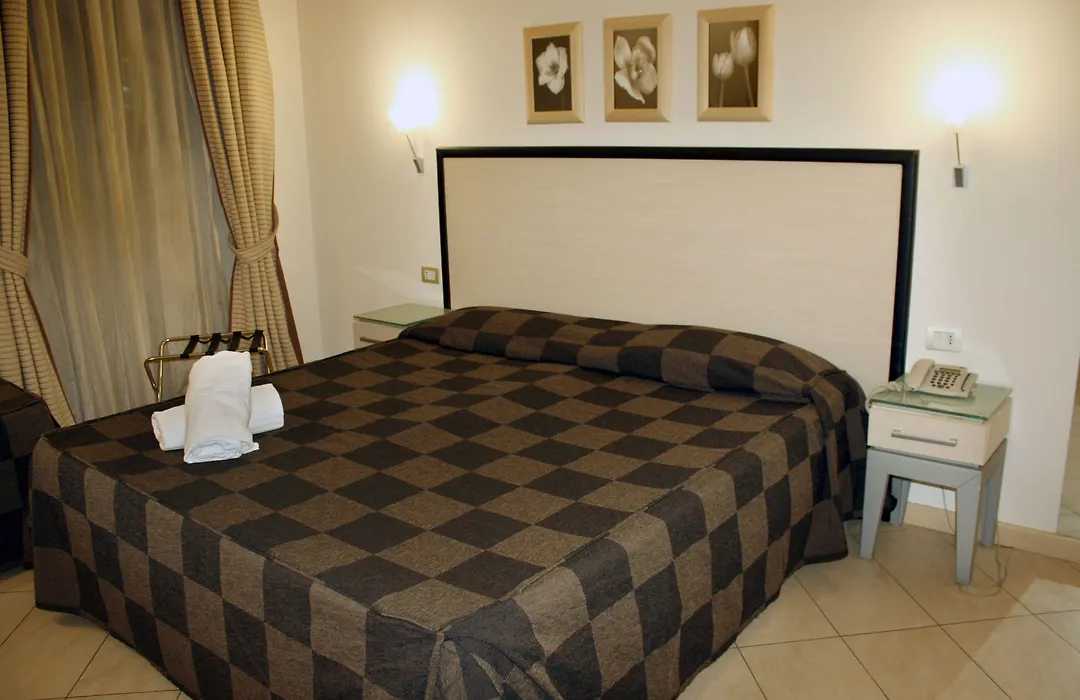 Hotel Villa Cibele-1