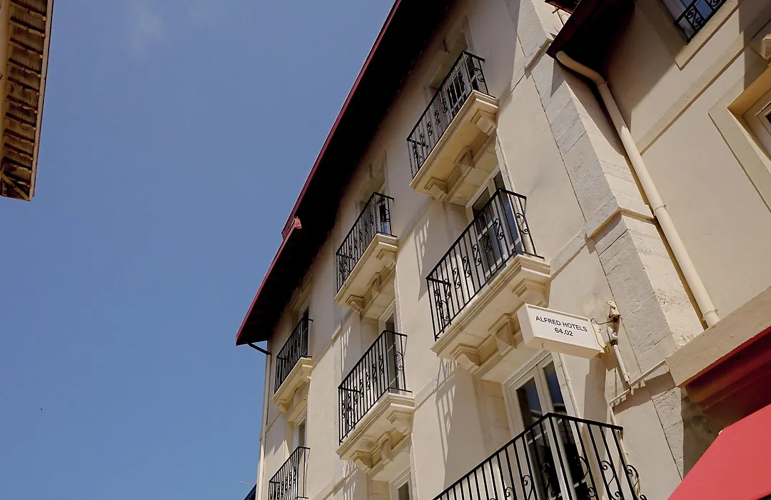 Hôtel Georges VI-1