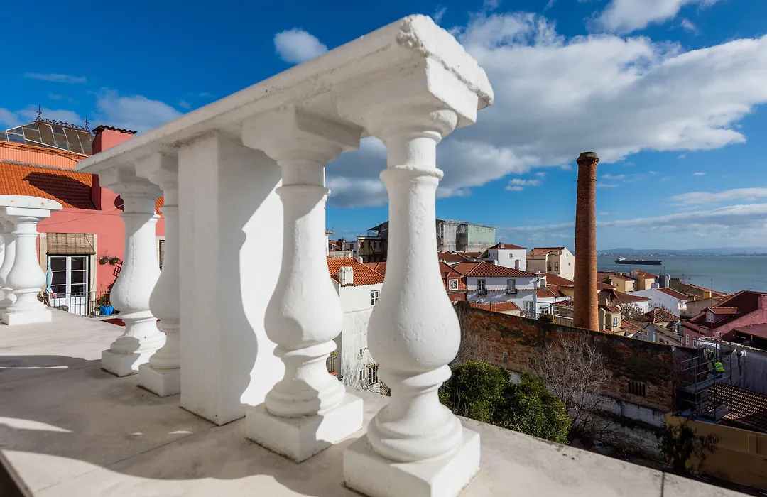 Alfama - Lisbon Lounge Suites-1