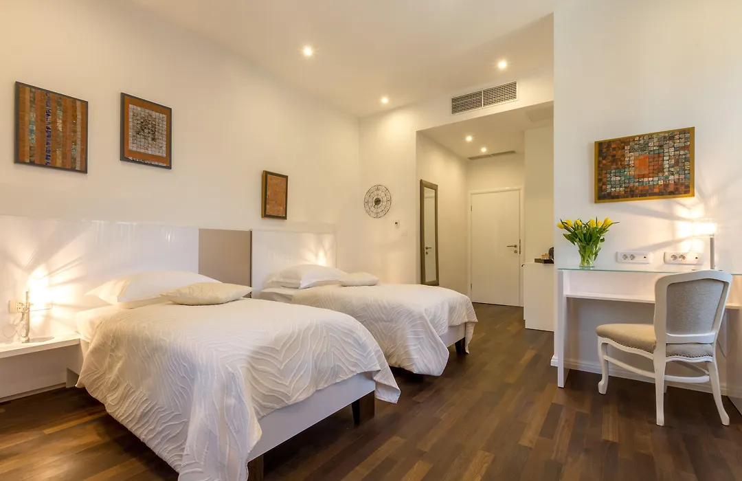 Pellegrini Luxury Rooms-1