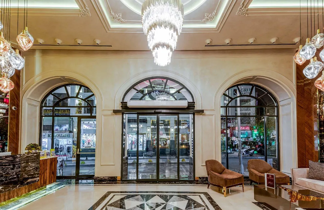 Beethoven Senfoni Hotel-1