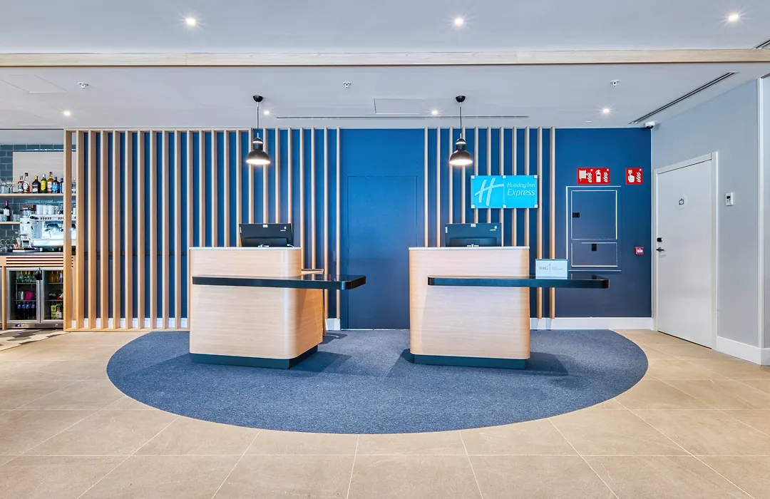 Holiday Inn Express - Madrid - Airport By Ihg-1