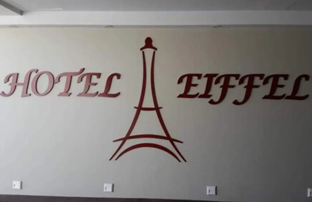 Hotel Eiffel-1