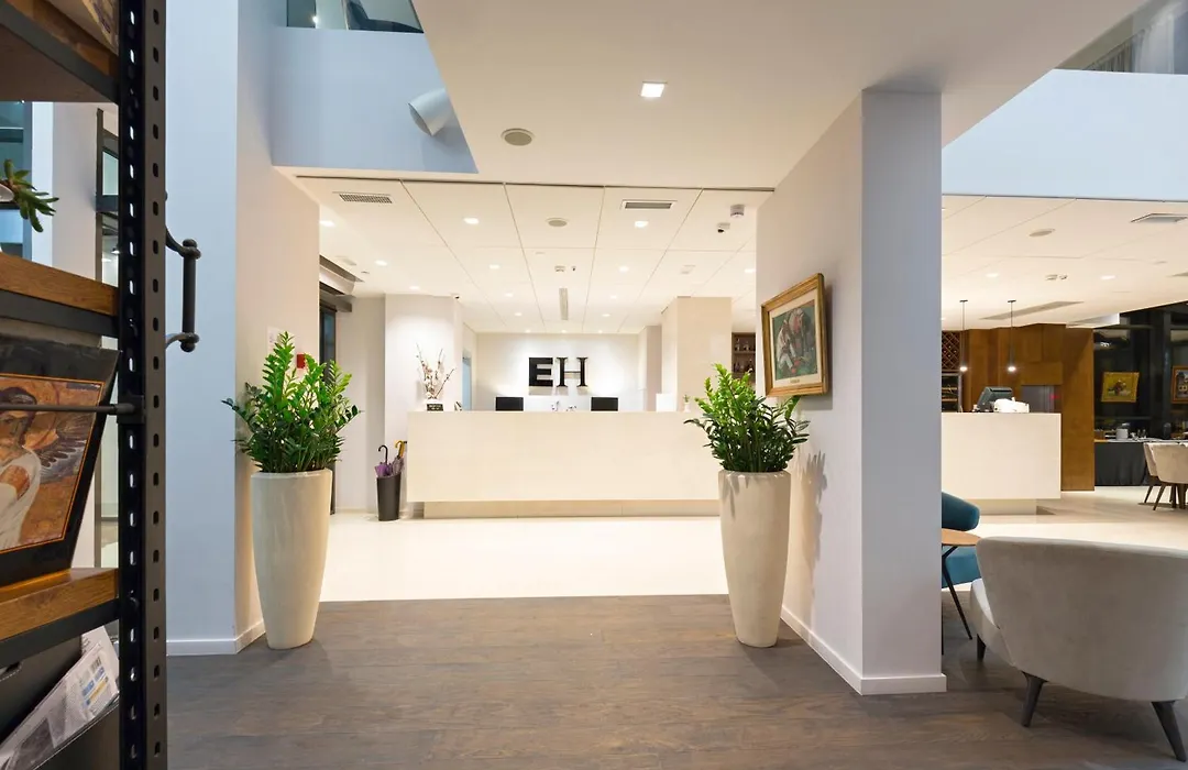 Envoy Hotel-1