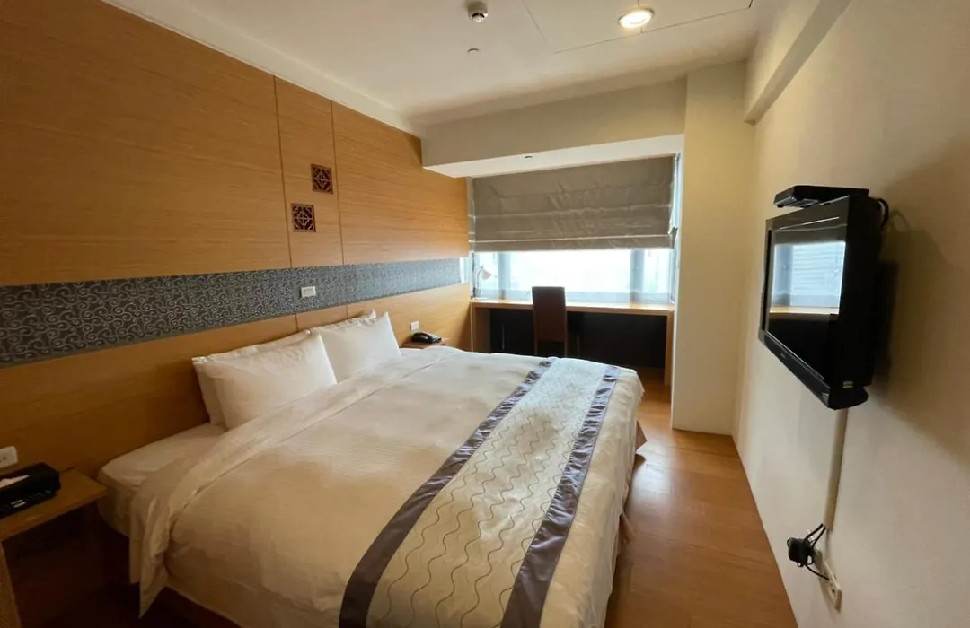 Master Hotel-1