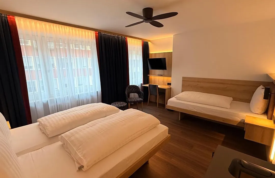 Hotel Antares Muenchen-1