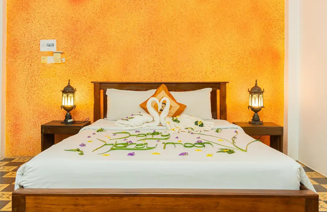 Golden Banana Residence-1