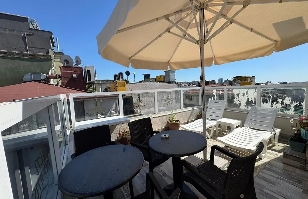 Ten Rooms Istanbul Hotel (Adults Only)-1
