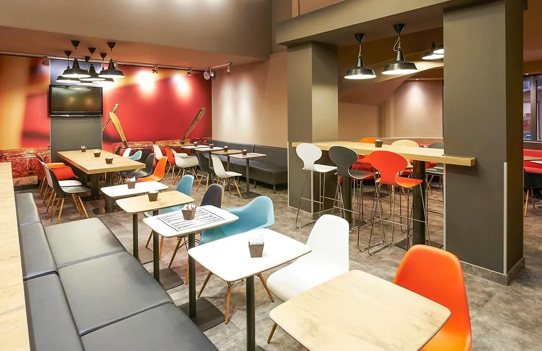 Ibis Strasbourg Centre Gare-1