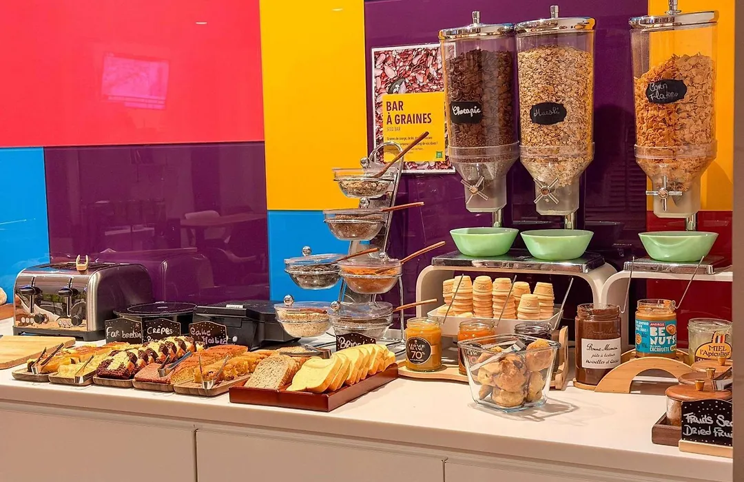Ibis Styles Paris Tolbiac Bibliotheque-1