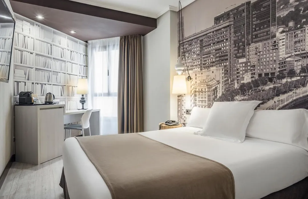 Hotel Ilunion Abando Bilbao-1