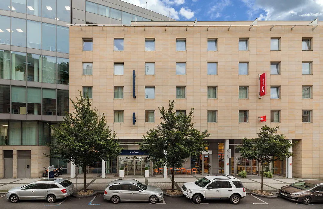 Ibis Praha Wenceslas Square-1