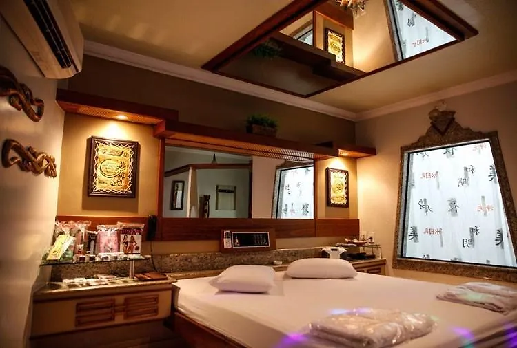 Bali Motel (Adults Only)-1