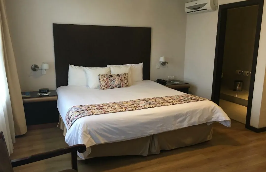 Best Western Cplaza Hotel-1