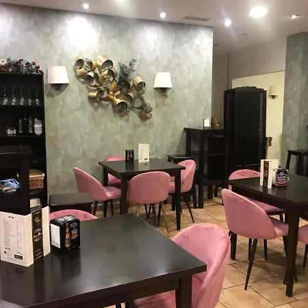 Hostal Plaza-2