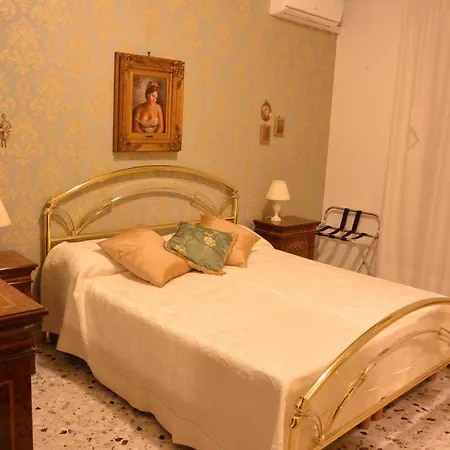 B&B Piazza Madonnina-2