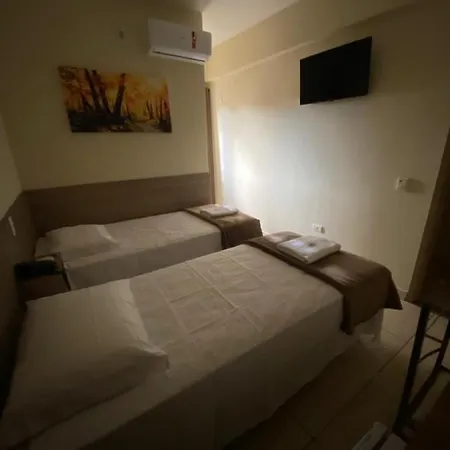 Randall Palace Hotel-3