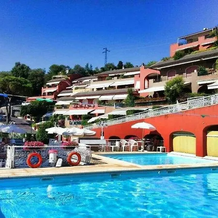 Residence Portofino Est-2