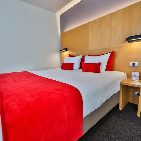 Hotel De La Couronne Liege-3