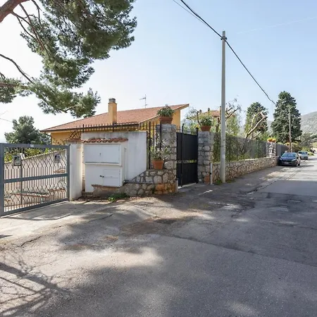 Casa in Villa a Mondello-700m dal mare-2