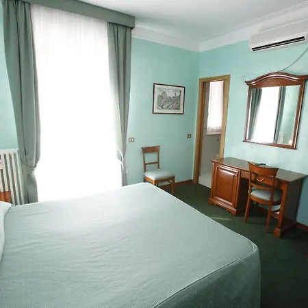 Hotel Adriatic-3