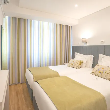 Dinya Lisbon Hotel-3
