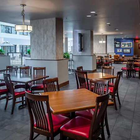 Crowne Plaza Hotel St. Louis Airport By Ihg-2