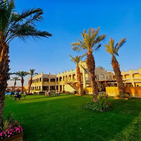 Qasr Alnkheel Resort And Hotel-3