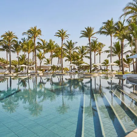 Lux* Belle Mare Resort & Villas-2