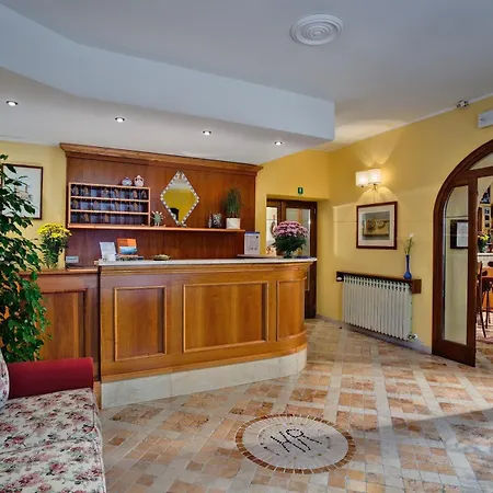 Hotel Garni Riviera-2