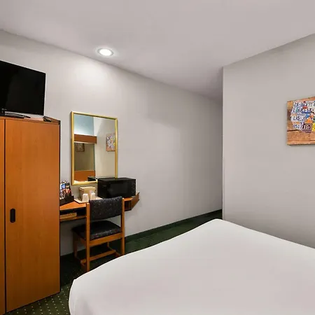 Econo Lodge Inn & Suites Mesquite - Dallas East-3